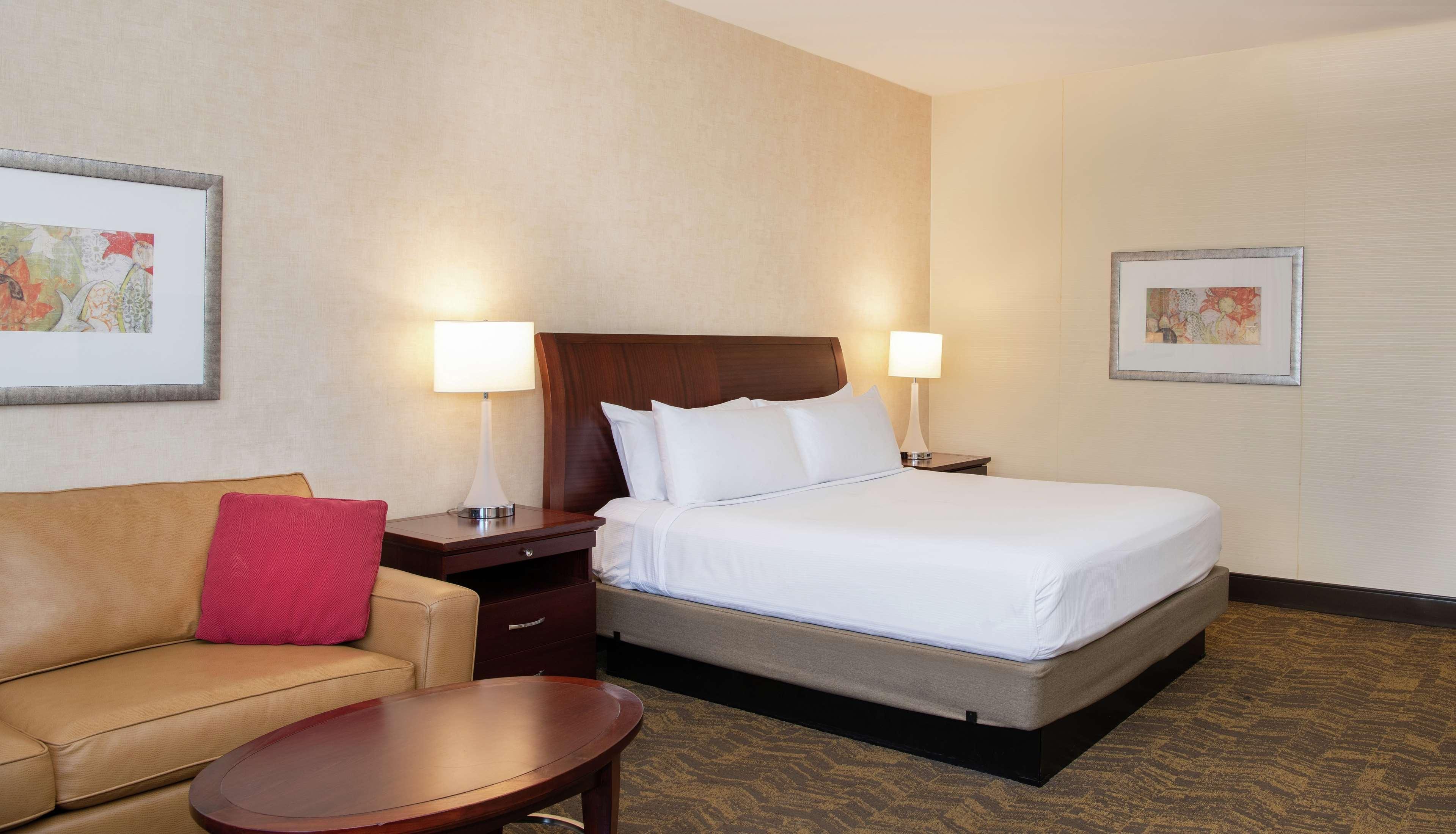 Doubletree By Hilton Portland Hotel Bagian luar foto