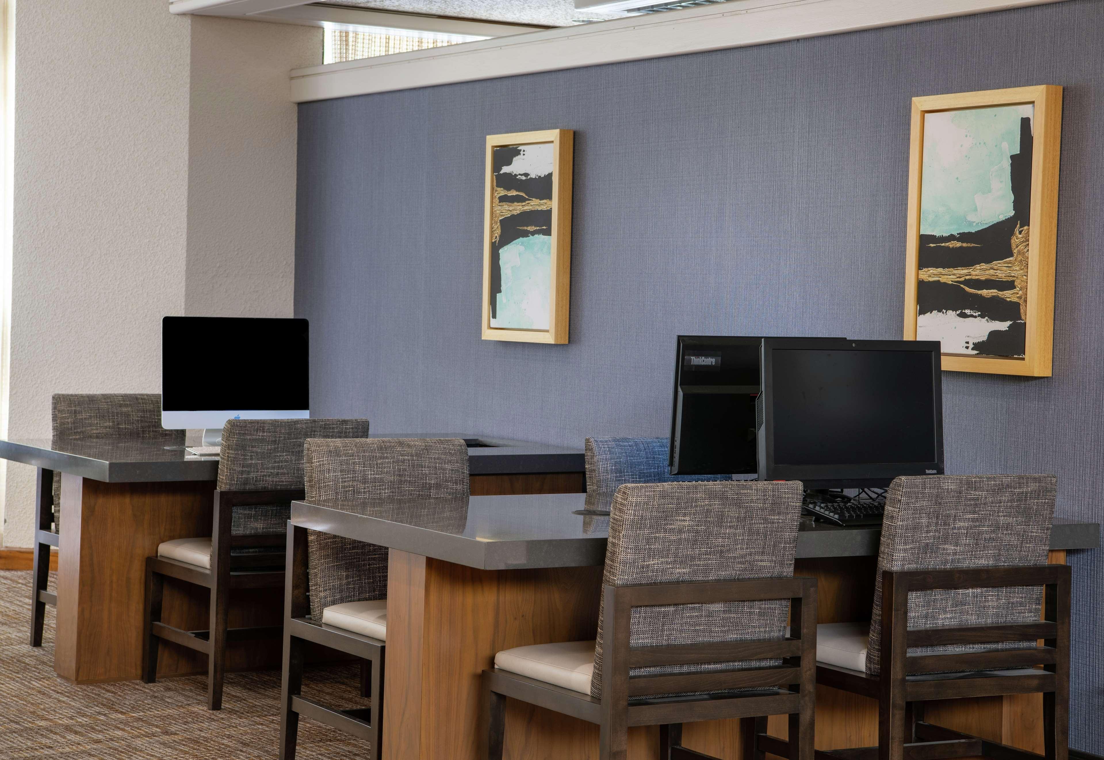 Doubletree By Hilton Portland Hotel Bagian luar foto