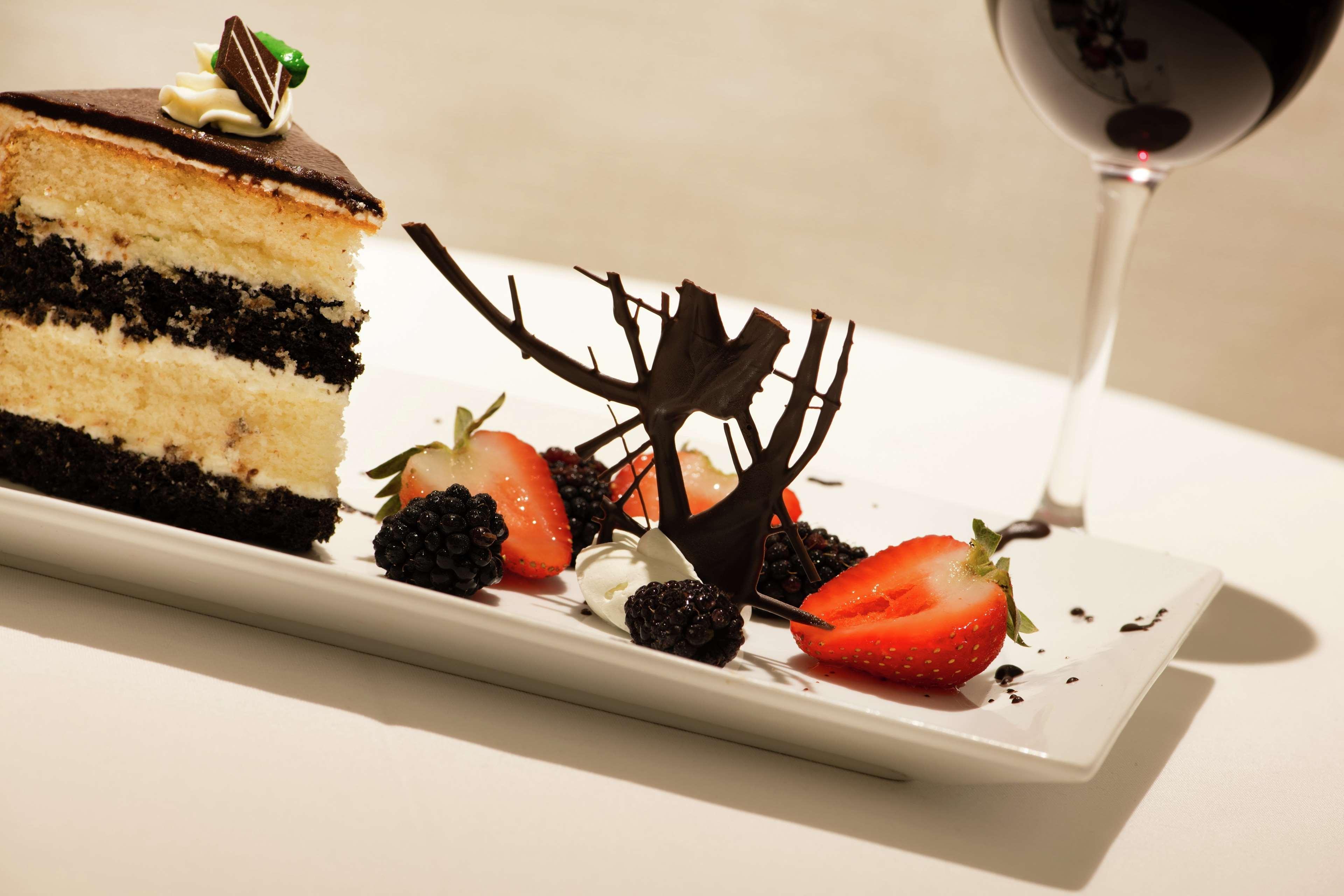 Doubletree By Hilton Portland Hotel Bagian luar foto