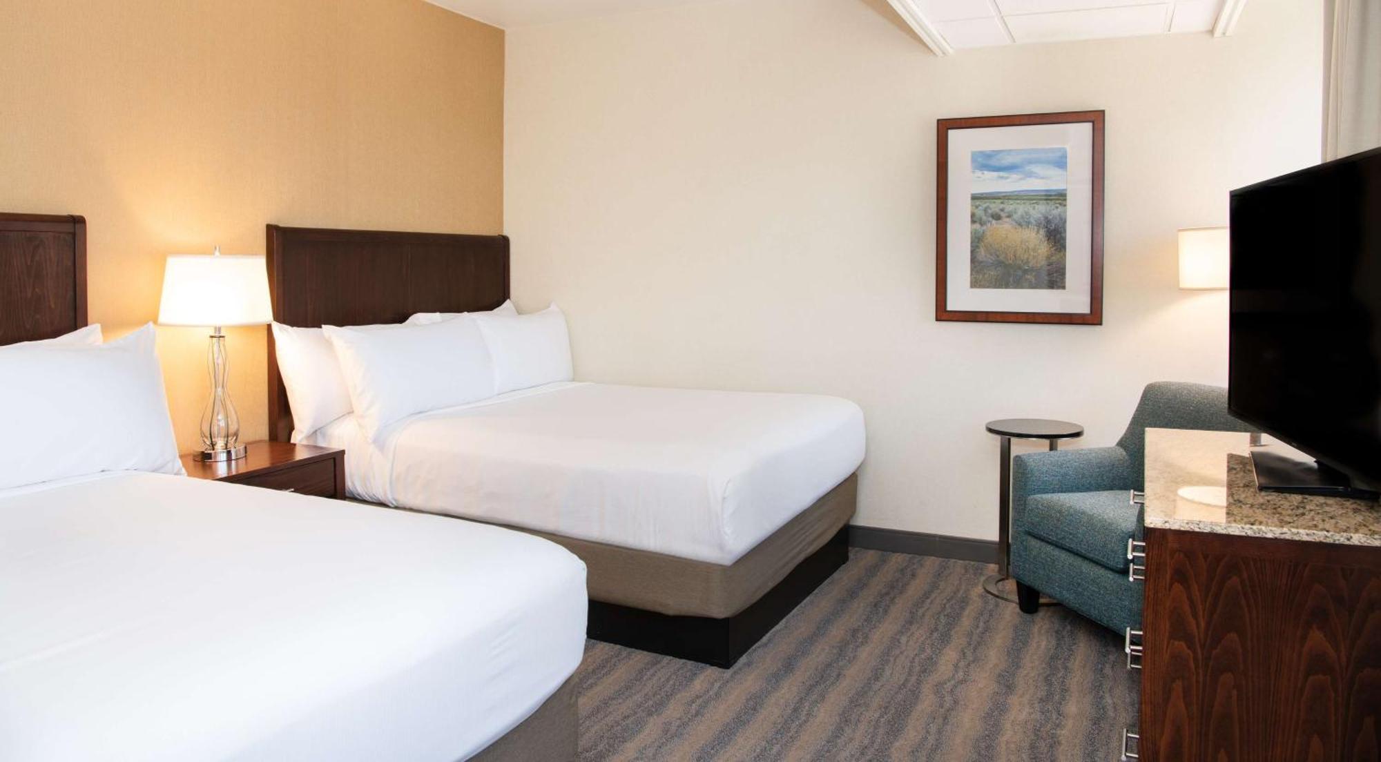 Doubletree By Hilton Portland Hotel Bagian luar foto