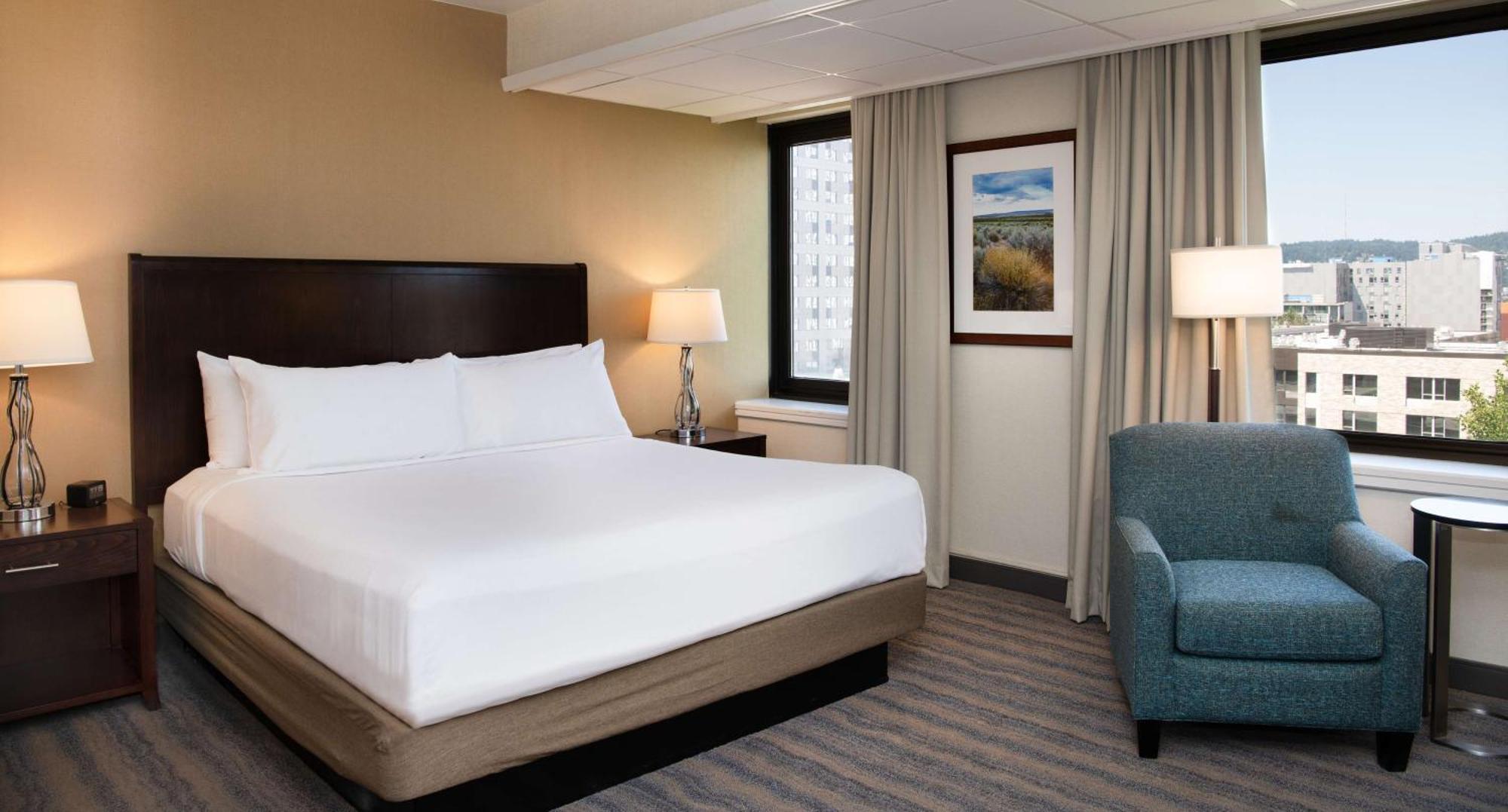 Doubletree By Hilton Portland Hotel Bagian luar foto